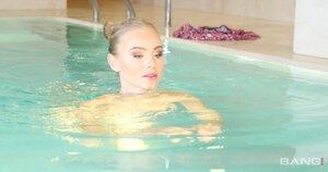 Original 2600 px/ 1371 px