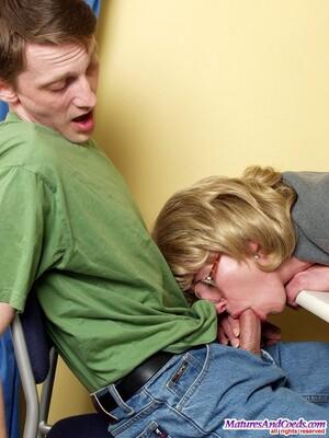 Original 768 px/ 1024 px