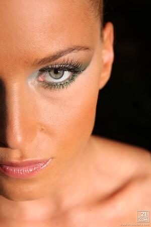 Original 3744 px/ 5616 px