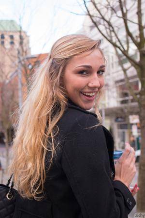 Original 1280 px/ 1920 px