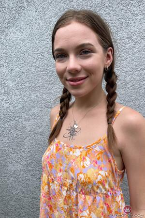 Original 2000 px/ 3000 px