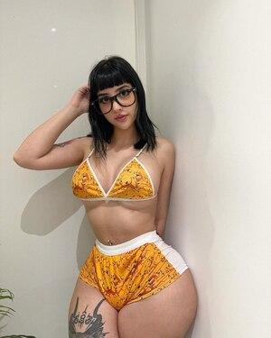 Original 1024 px/ 1280 px