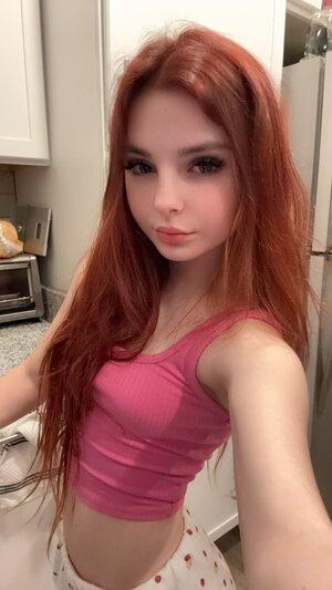 Original 1152 px/ 2048 px