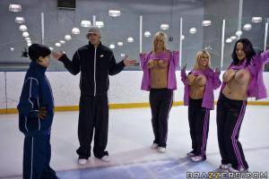 Original 900 px/ 600 px