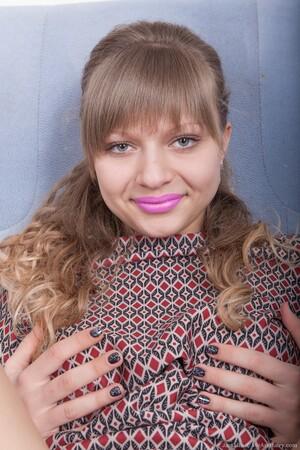 Original 2000 px/ 3000 px