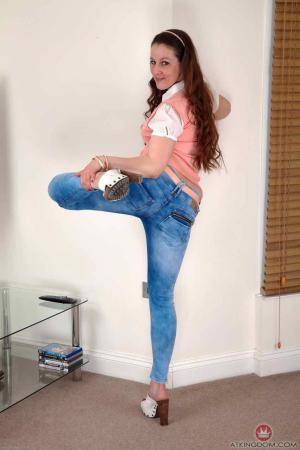 Original 852 px/ 1280 px