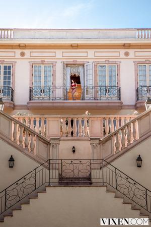 Original 2000 px/ 3000 px