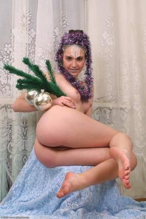 Original 682 px/ 1024 px