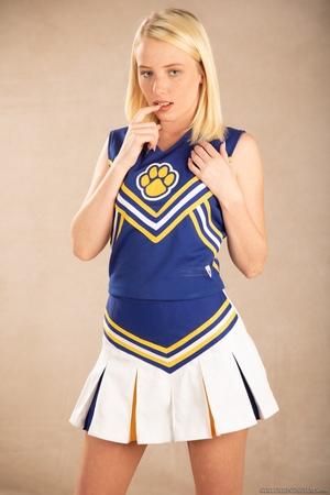 Original 1280 px/ 1920 px