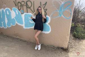 Original 3000 px/ 2000 px