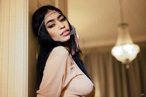 Original 8192 px/ 5464 px