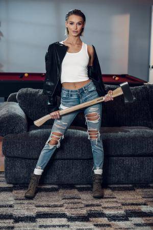 Original 3840 px/ 5760 px