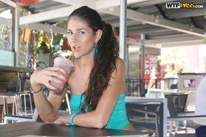 Original 1600 px/ 1067 px