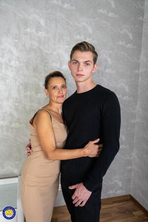 Original 1706 px/ 2560 px