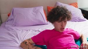 Original 1422 px/ 800 px