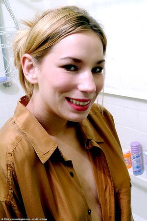 Original 682 px/ 1024 px