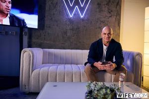 Original 2999 px/ 2000 px