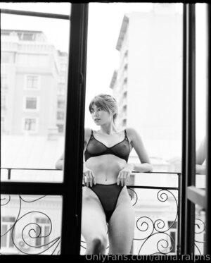 Original 3840 px/ 4769 px