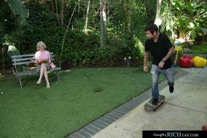 Original 2500 px/ 1667 px