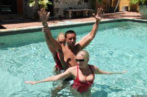 Original 2495 px/ 1663 px