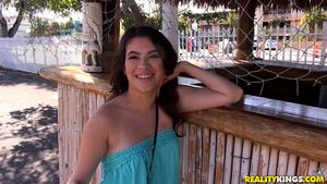 Original 1800 px/ 1013 px