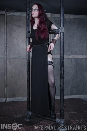 Original 795 px/ 1200 px