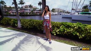 Original 1280 px/ 720 px