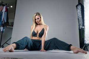 Original 2000 px/ 1334 px