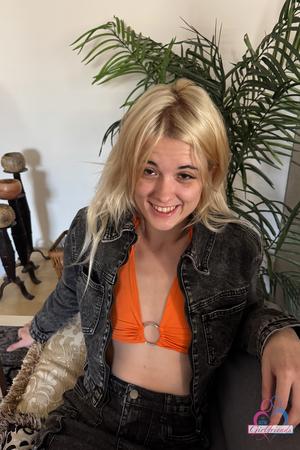 Original 2000 px/ 3000 px