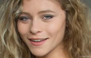 Original 3000 px/ 1906 px