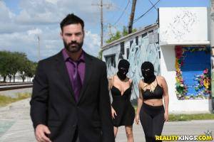 Original 1901 px/ 1269 px