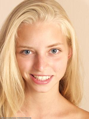 Original 768 px/ 1024 px