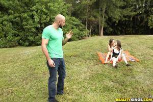 Original 3840 px/ 2560 px