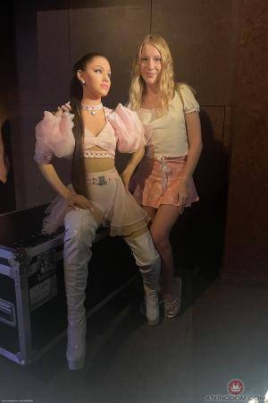 Original 2000 px/ 3000 px