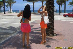 Original 900 px/ 602 px