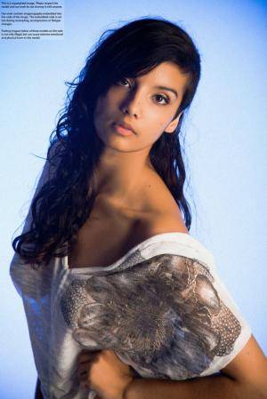 Original 683 px/ 1024 px