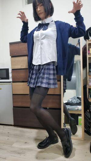 Original 383 px/ 680 px