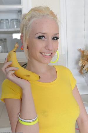 Original 1022 px/ 1536 px