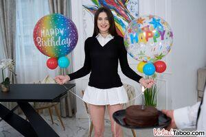 Original 3000 px/ 1999 px