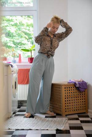 Original 854 px/ 1280 px