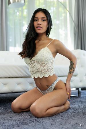 Original 4672 px/ 7008 px