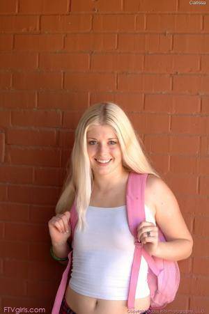 Original 712 px/ 1072 px