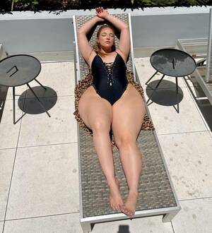 Original 740 px/ 815 px