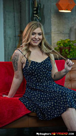 Original 1406 px/ 2500 px