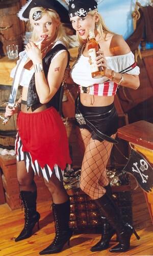 Original 500 px/ 834 px