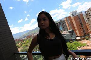 Original 3000 px/ 1999 px