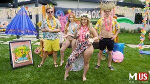 #ModelMediaUS - Kali Roses, Rosalyn Sphin, Madison Morgan - Hawaiian Paradise