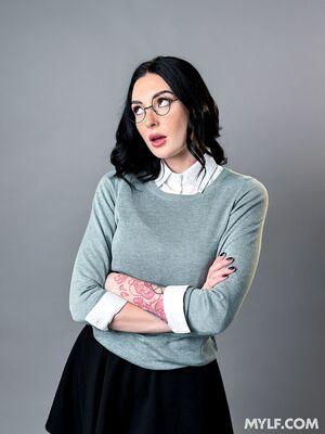 Original 810 px/ 1080 px