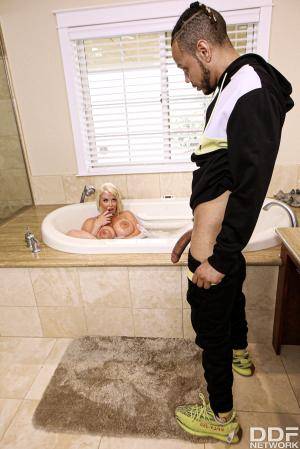 Original 2667 px/ 4000 px