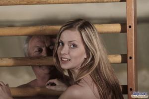 Original 1280 px/ 853 px